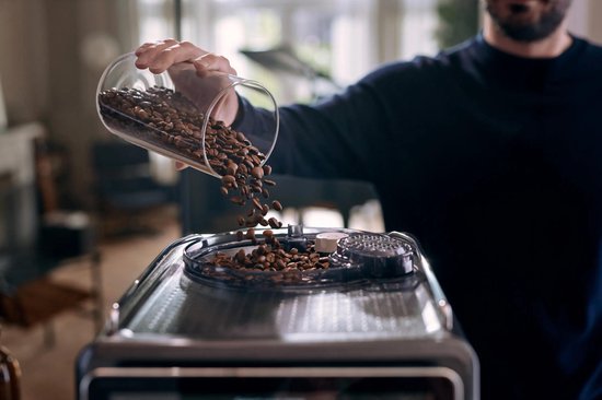 Saeco Xelsis Suprema SM8889/00 - Espressomachine - 22 Soorten Warme Drankjes - Zilver - + AquaClean Filter