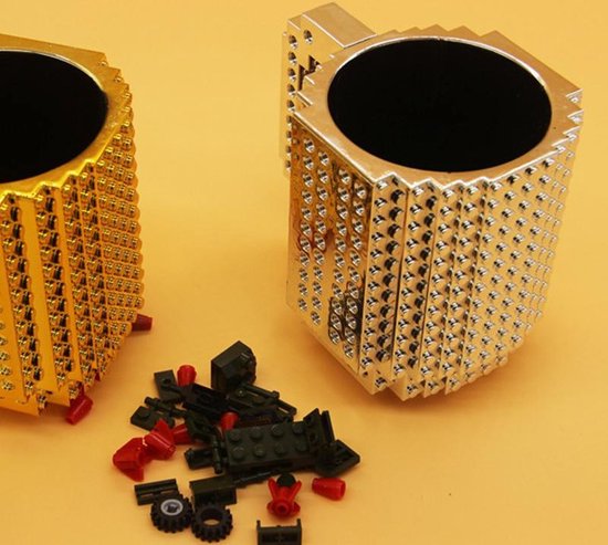 Build on Brick Mug - zilver - 350 ml - bouw je eigen mok met bouwsteentjes - BPA vrije drinkbeker cadeau voor kinderen of volwassenen - koffie thee limonade of andere dranken - pennenbeker - creatief accessoire voor op bureau-zilver