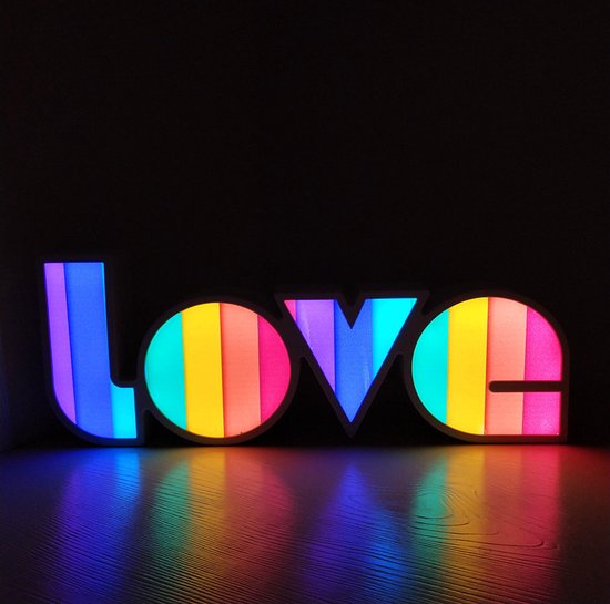 LED decoratieve lamp LOVE-romantische viering-werkt op USB of batterij-kleurrijk