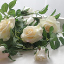 2x Klimop slinger met grote rozen kunstbloem 2m - champagne