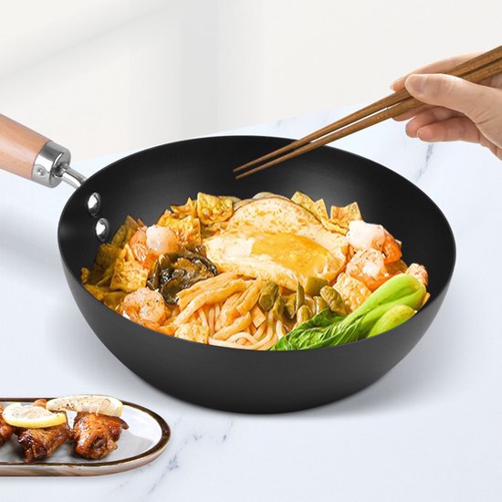 Traditionele Smeedijzeren Wokpan 20 cm met Deksel - Visgraat Non-Stick Coating - Geschikt voor Inductie, Gas, Elektrisch en Keramisch Koken