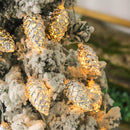 Kerstverlichting Gouden Dennenappels op Batterij – 2 Meter Lichtketting met 10 Sfeervolle Lampjes-Sfeervolle Feestdecoratie- Warm Wit Licht-goud