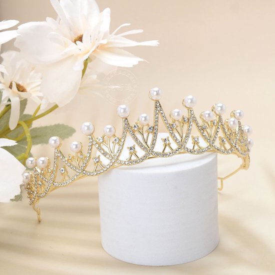 Luxe Koninklijke Tiara met Witte Parels en Sprankelende Kristallen-Goud Kroon voor Speciale Gelegenheden