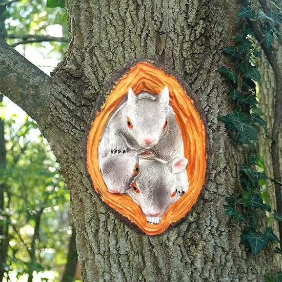 Realistisch Eekhoorn Tuindecoratie Beeldje van Hars 9x4x12.7