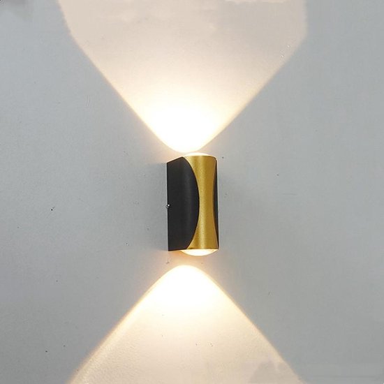 LED buitenwandlamp 12W Warmwitte licht -(zwart plus goud)