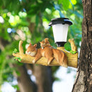 Twee Eekhoorns slapen op een tak-Tuin Decoratie- Eekhoorn LED-verlichting werkt op zonne energie