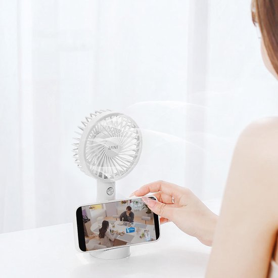Draagbare Ventilator - oplaadbaar met USB - kan mobiel op voet plaatsen - perfect voor op op reis, buiten met warm weer - Wit