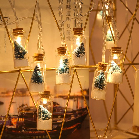 Kerst Wensfles Lichtslinger op Batterij - 2 Meter LED Sfeerverlichting met 10 Glazen Flesjes, Mini Kerstbomen en Sneeuweffect - Warm Wit Licht