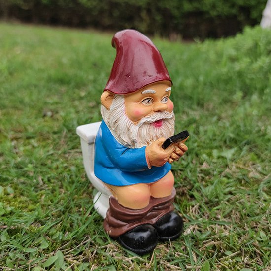 Grappige Kabouter Tuinornament op Toilet met Telefoon