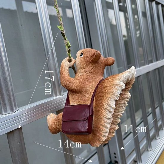 Klimmende Eekhoorn met Schoudertas Decoratieve Hanger-Weerbestendig, Gedetailleerd Handwerk 11*14*17cm