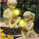 Creatieve hars tuinbeeld-Jongen en meisje standbeeld-decoratief tuinfiguur met glow in the dark poeder
