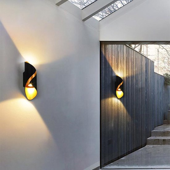 Xtraworks - Moderne Wandlamp - Voor binnen of buiten - waterdicht - LED - Zwart en goudkleurig