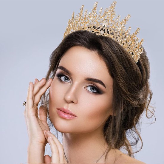 Elegante Gouden Tiara Diadeem - Duurzaam Haarsieraad voor El