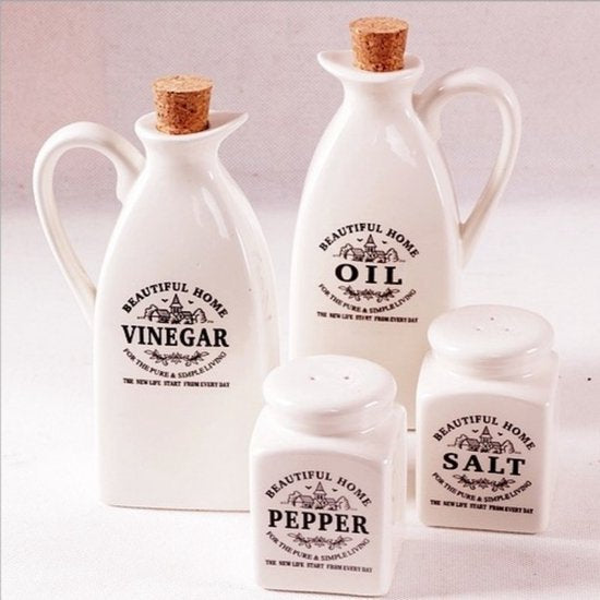 Klassieke Witte Keramische Olie- & Azijnfles Set met Zout- & Peperstrooier – 4-delig – 150ml – Elegant Design