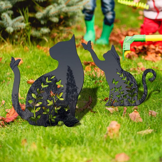 Metalen tuinsteker zwarte kat met bloem en vlinder 20.3x29.8