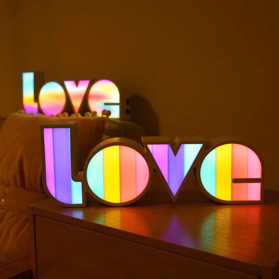 LED decoratieve lamp LOVE-romantische viering-werkt op USB of batterij-kleurrijk