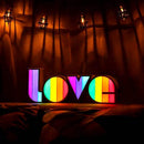 Xtraworks -LED decoratieve lamp LOVE-romantische viering-werkt op USB of batterij-kleurrijk