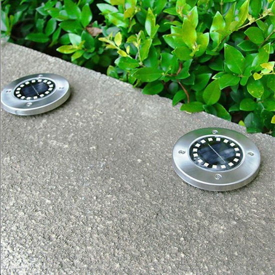 Buiten verlichting - 4 spots - LED tuinlicht - Met lichtsensor - RGB Kleuren verlichting