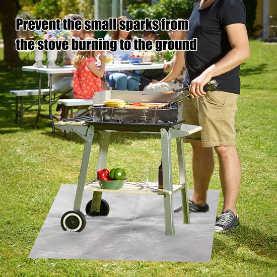 Barbecue vloermat van 100x 150cm Ideale mat voor onder de barbecue - Beschermt je terrastegels of gazon tegen hete kolen en vetvlekken - Grijs