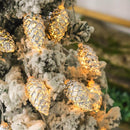 Kerstverlichting Zilveren Dennenappels op Batterij – 2 Meter Lichtketting met 10 Sfeervolle Lampjes - Feestelijke Decoratie - Warm Wit Licht-zilver