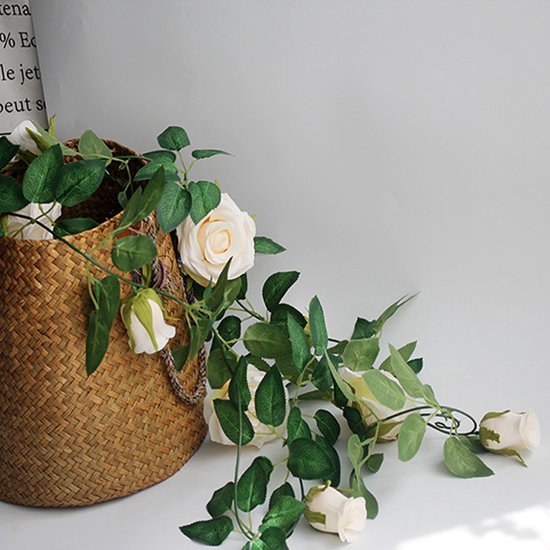 2x Klimop slinger met grote rozen kunstbloem 2m - champagne