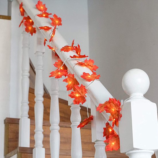 Betoverende LED Esdoornbladlichtslinger-Geschikt voor Binnen en Buiten-werkt op batterij- 3meter 20 lichtjes -Oranje-rood