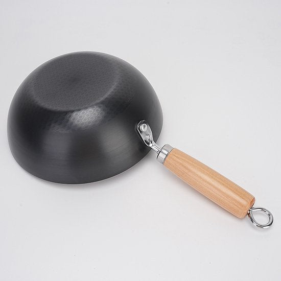 Traditionele Smeedijzeren Wokpan 22 cm met Visgraat Non-Stic