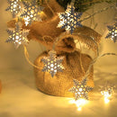 Kerstverlichting Sneeuwvlokken -Kerstdecoratie en Kerstversiering- 1.5m Lichtsnoer met 10 Sneeuwvloklampjes, Werkt op 2 AA-batterijen- Warm Wit