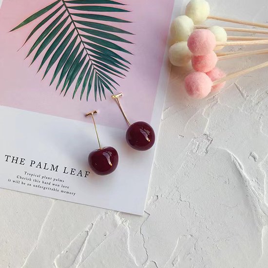 Rode Kersen Oorhangers - Lichtgewicht Vrouwen Oorbellen