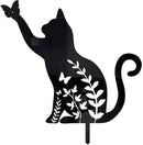 Metalen tuinsteker- kat vangt een vlinder-tuindecoratie-zwart