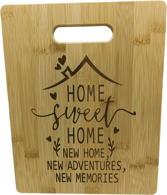 Elegante Bamboe Snij- en Serveerplank "Home Sweet Home" - Duurzaam met Lasergravure - Ideaal als Borrelplank of Keuken Decor - Ophangbaar - Ideaal voor Housewarming - 28x22 cm