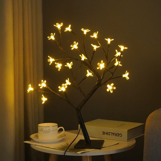 Moderne eyecatcher: Kersenbloesemboomlamp met LED